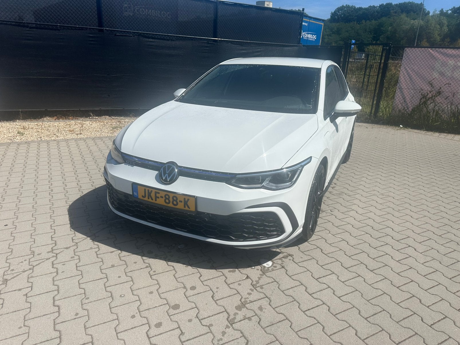 Volkswagen Golf 1.4 Ehybrid 245pk DSG 2022 Wit, Auto's, 4 cilinders, Wit, Plug-in hybride, 1395 cc