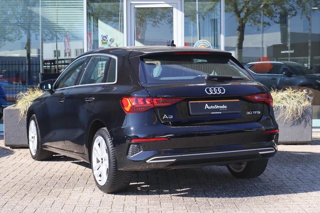 Audi A3 Sportback 30 Business Edition TFSI 110pk | LED | Cru, Auto's, Stof, Gebruikt, Met garantie (alle), Zwart