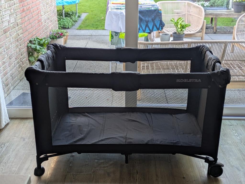 Campingbedje Koelstra Travelsleeper T5 met matrasje, Kinderen en Baby's, Babywiegjes en Ledikanten, Zo goed als nieuw, Reisbedje
