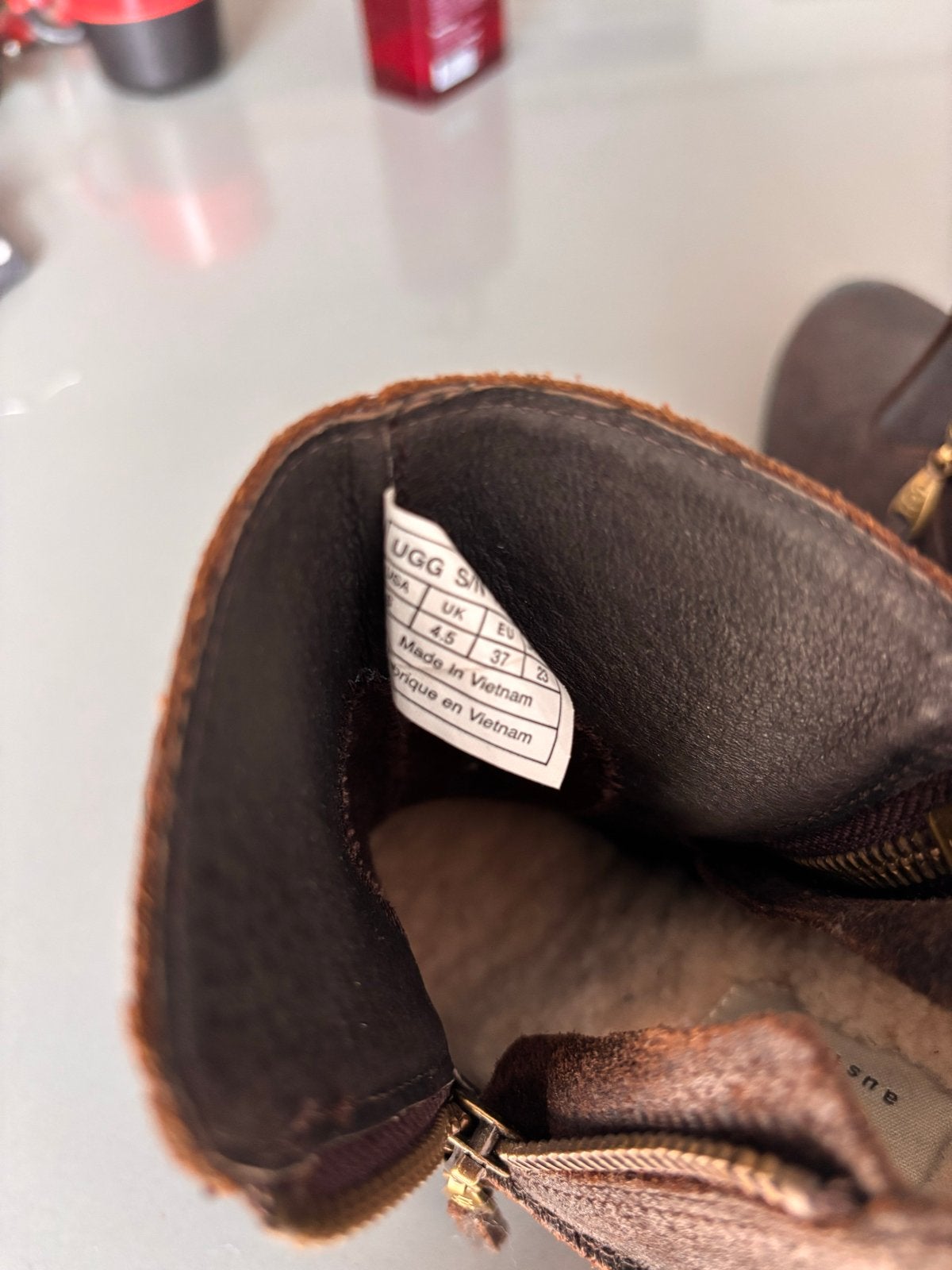 Nieuwe Uggs - Maat 36, Kleding | Dames, Schoenen, Ophalen of Verzenden, Nieuw, Overige kleuren, Lage of Enkellaarzen