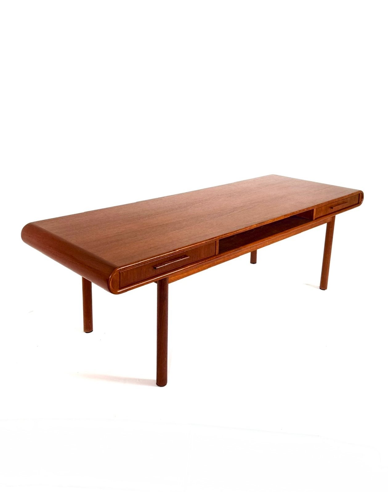 Vintage teakhouten salontafel, Møbelfabrikken Toften ‘60, Møbelfabriken Toften, 50 – 75, Vintage retro buisframe design rotan webbing papercord deens