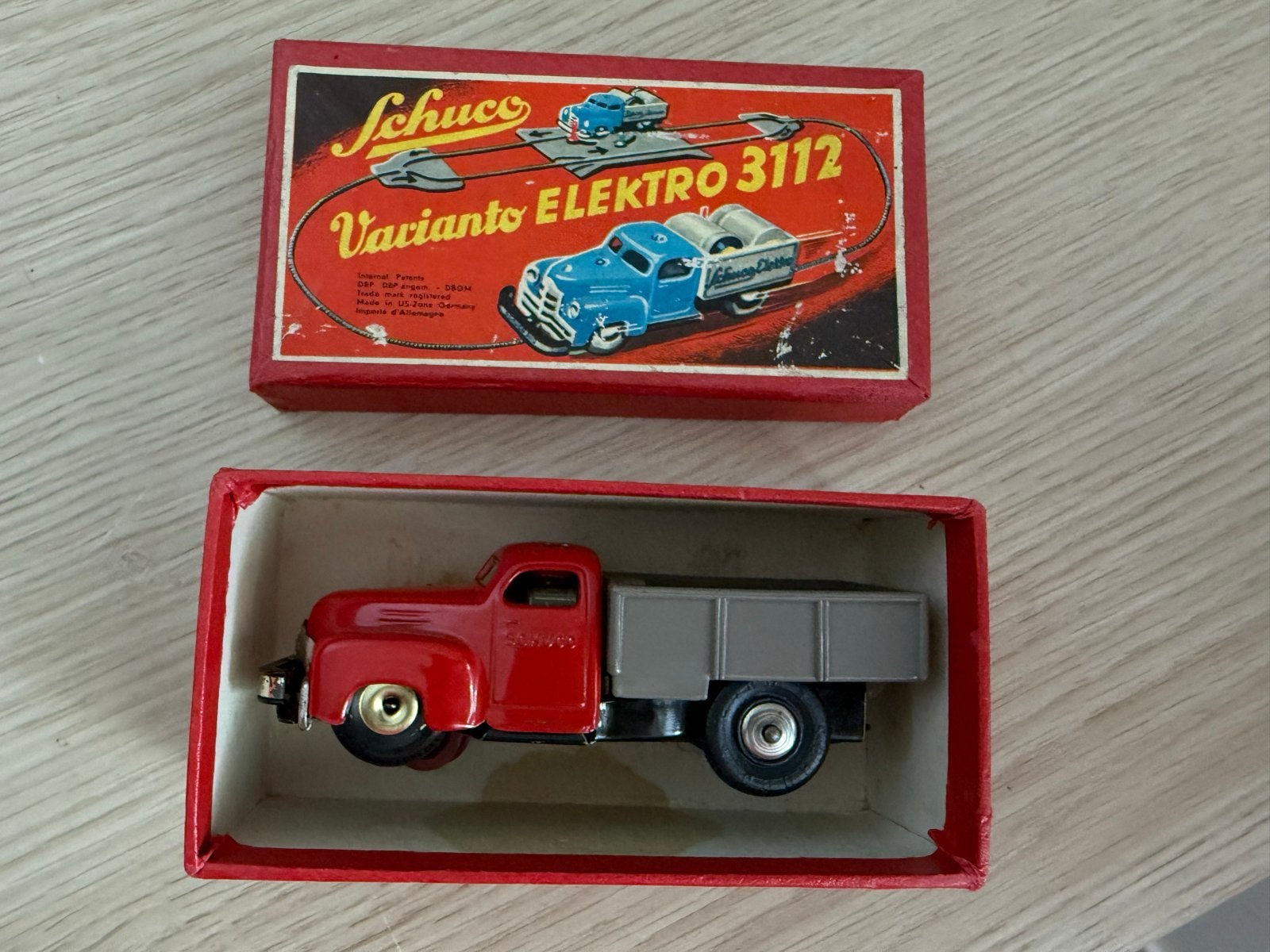 Schuco Varianto Elektro 3112 vrachtwagen in originele doos, Ophalen of Verzenden, Gebruikt