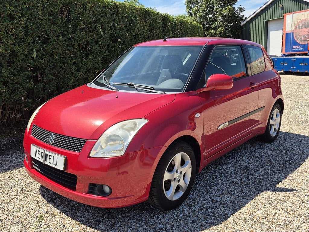 SUZUKI Swift 1.3 3Drs Exclusive | Keyless | Airco | LM Velge, Auto's, Suzuki, 945 kg, Stof, Gebruikt, 31 €/maand