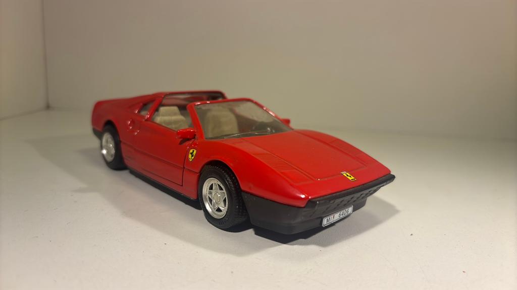 Ferrari gto guiloy 1.24