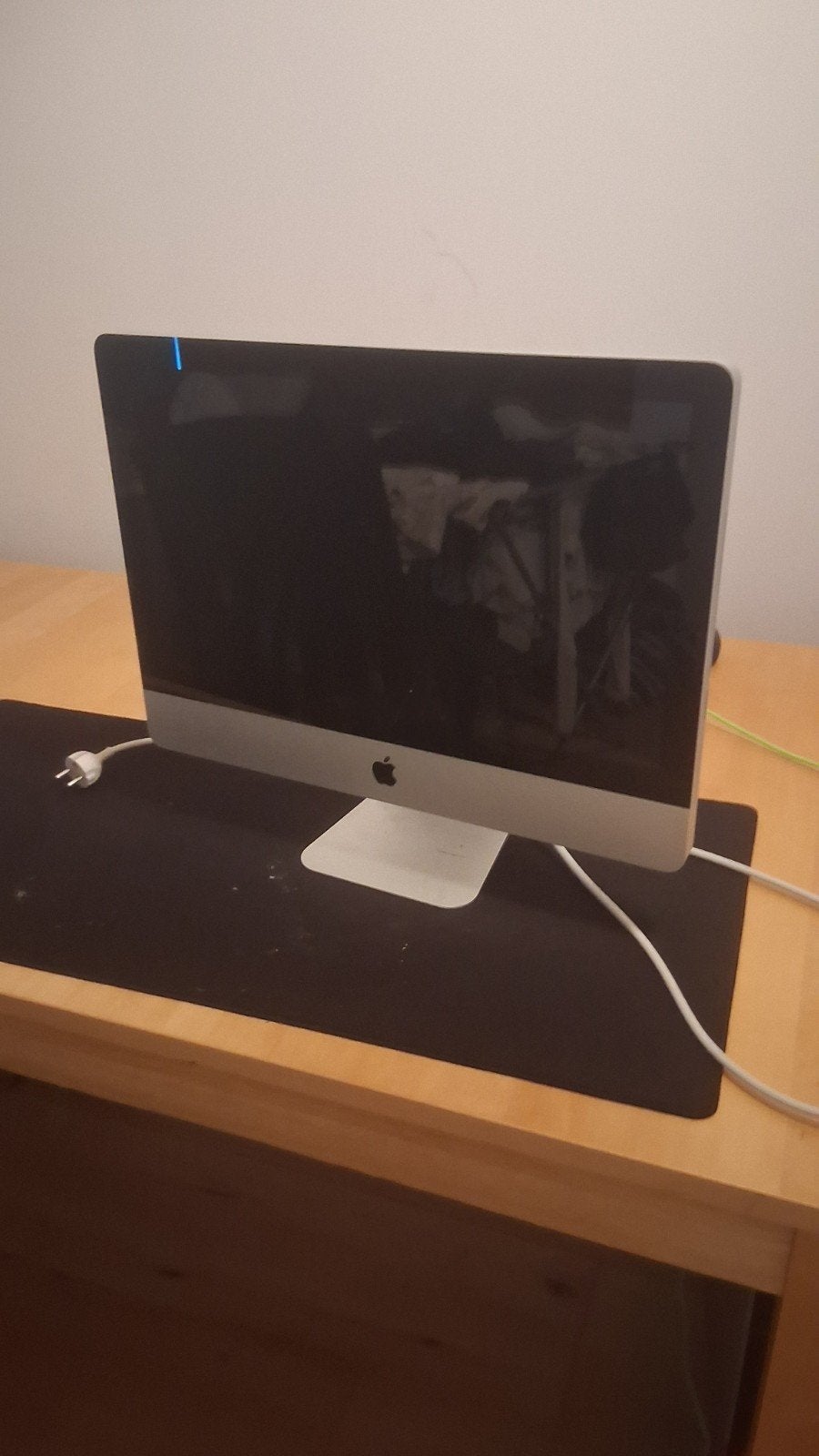 iMac A1311 zonder besturingssysteem (2009-2011 model), Gebruikt, Minder dan 4 GB, IMac, Onbekend