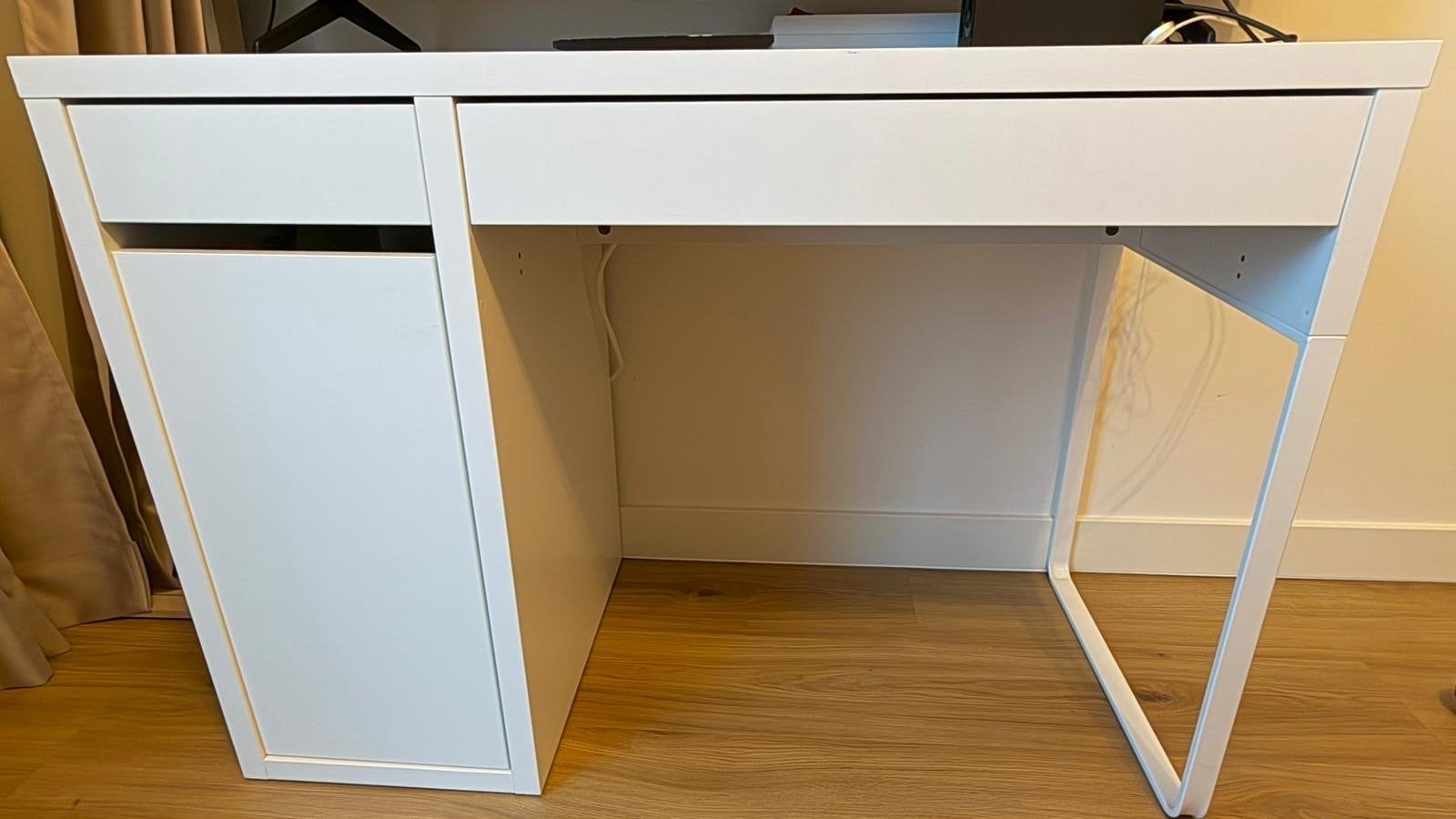 IKEA MICKE bureau wit 105x50 cm met lade en opbergruimte, Ophalen, Gebruikt, Met lades, Spaanplaat of MDF