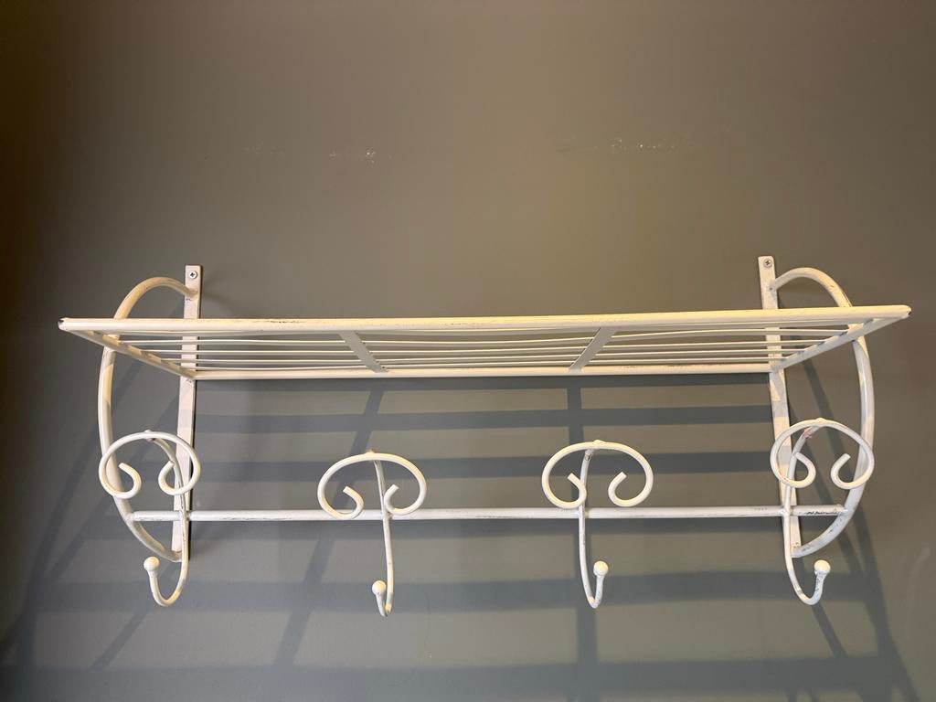 Vintage witte metalen wandkapstok met hoedenplank, Huis en Inrichting, Woonaccessoires | Kapstokken, Wandkapstok, Gebruikt, Ophalen of Verzenden