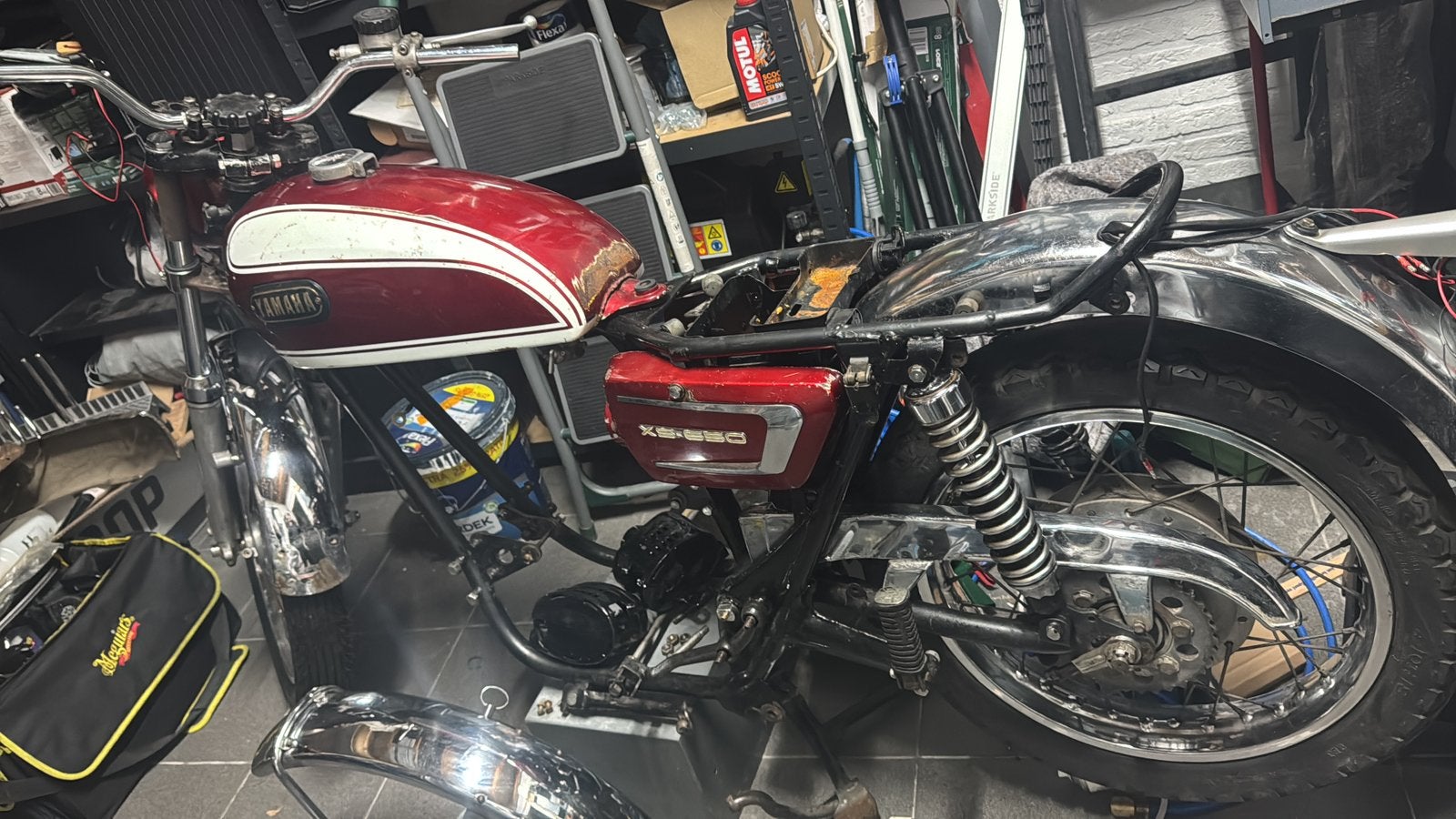 Luchtfilters, voorspatbord diverse  XS2 1972 xs650 xs1, Ophalen of Verzenden, Gebruikt