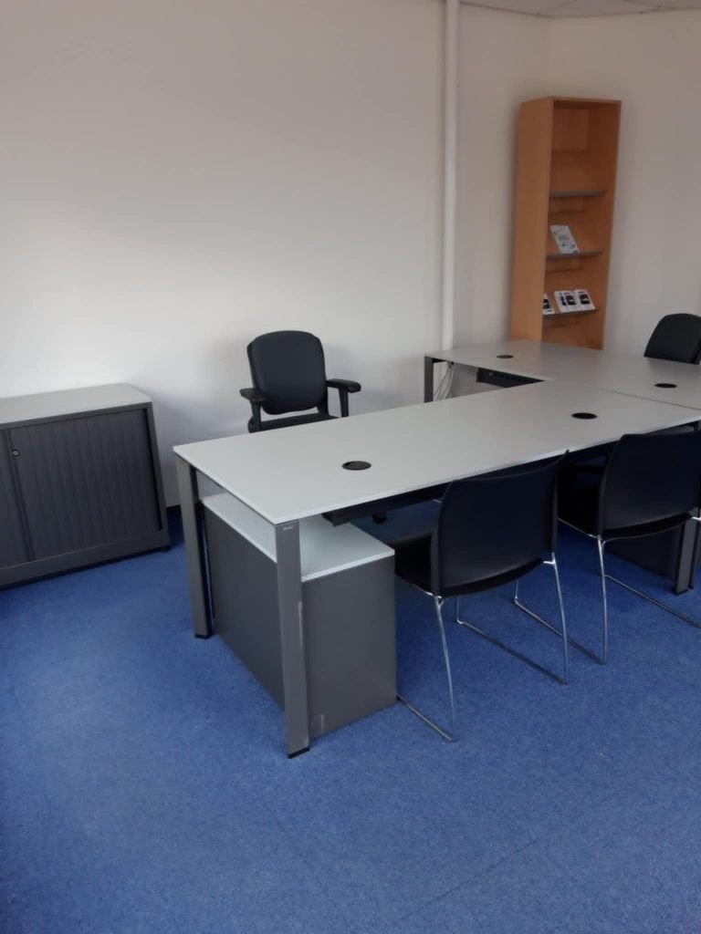Ahrend kantoormeubilair, Ophalen, Inrichting