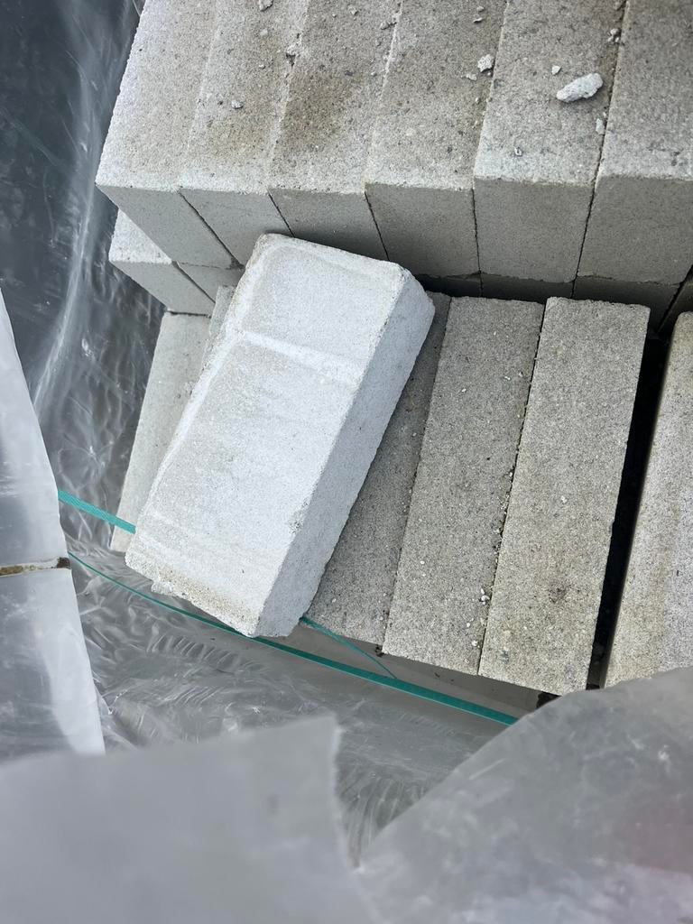 Kalkzandsteen Metselstenen Waalformaat CS20 - 102x55x214 mm, Doe-het-zelf en Verbouw, Metselstenen, Ophalen, Zo goed als nieuw