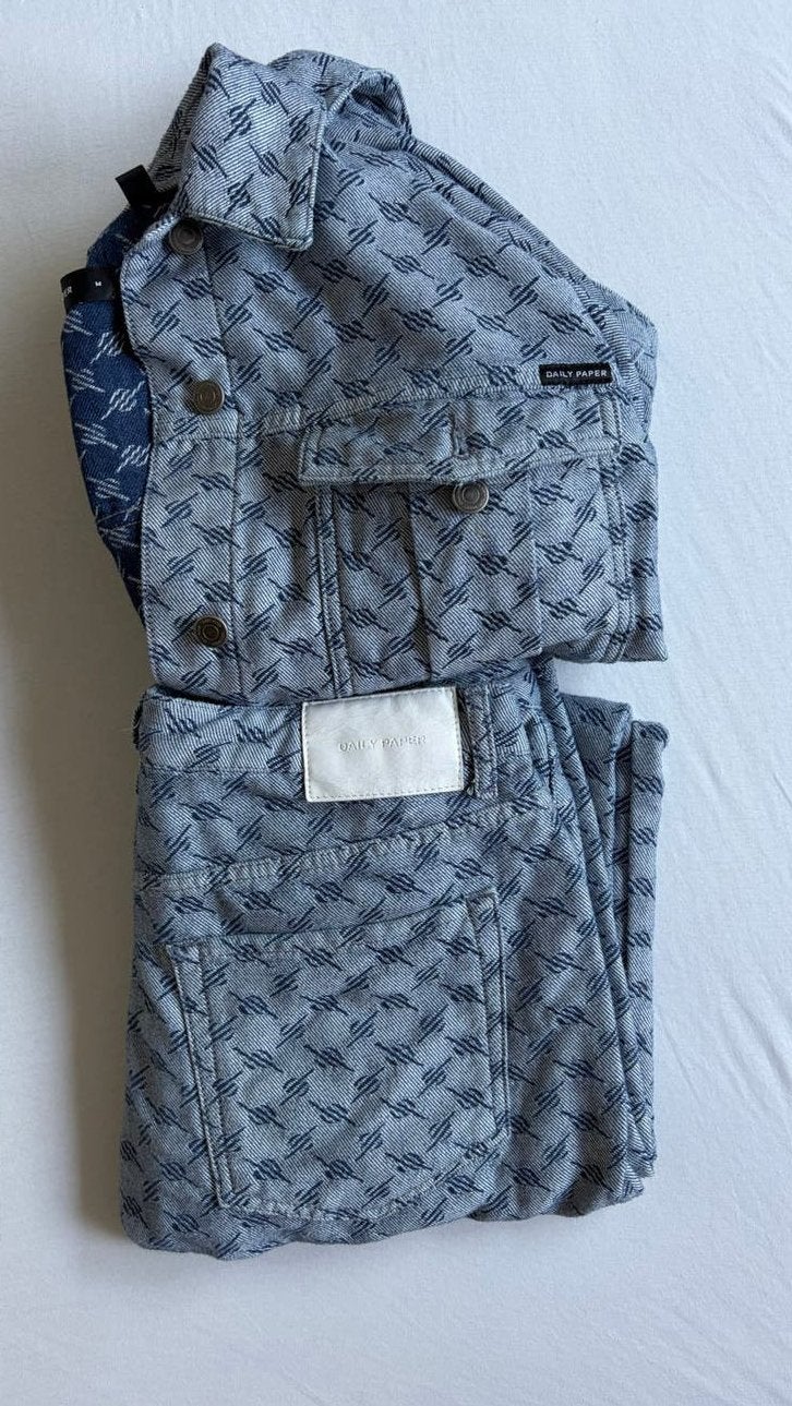 Super mooi denim pak van Daily Paper (M), Ophalen of Verzenden, Zo goed als nieuw, Maat 48/50 (M)