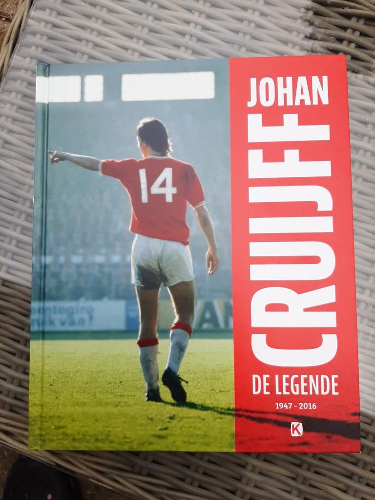Johan Cruijf DE LEGENDE NIEUW !!!, Ophalen of Verzenden, Nieuw, Balsport