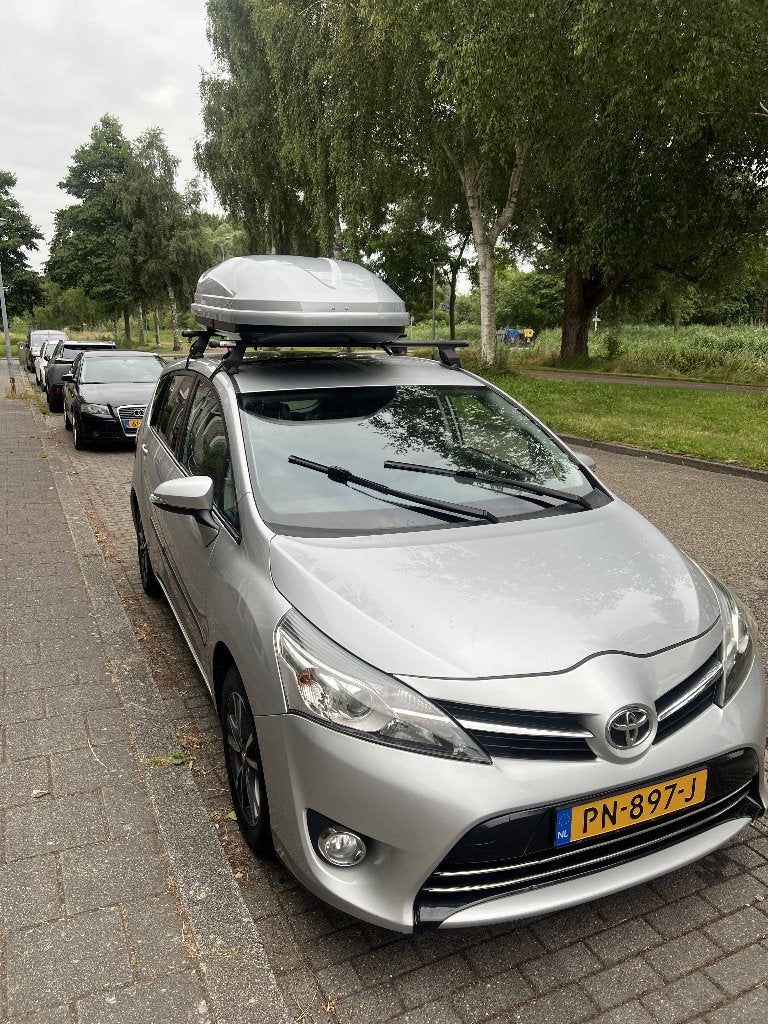 Toyota Verso 1.8 GTI Zeven (7) zitplekken !, Dealer onderhouden, Zwart, 4 cilinders, 7 stoelen