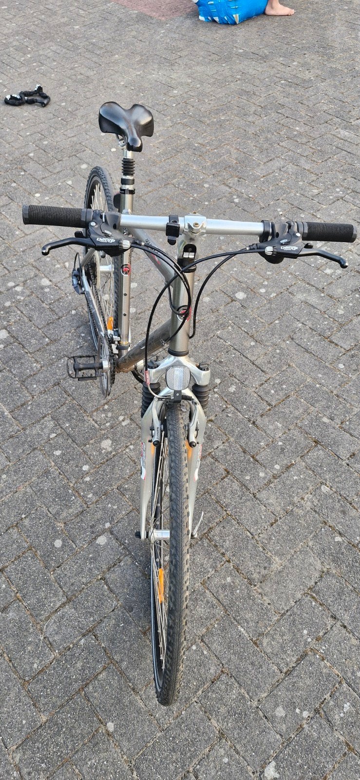 Mountainbike, Vering, Velgrem, Zo goed als nieuw, Meer dan 20 versnellingen