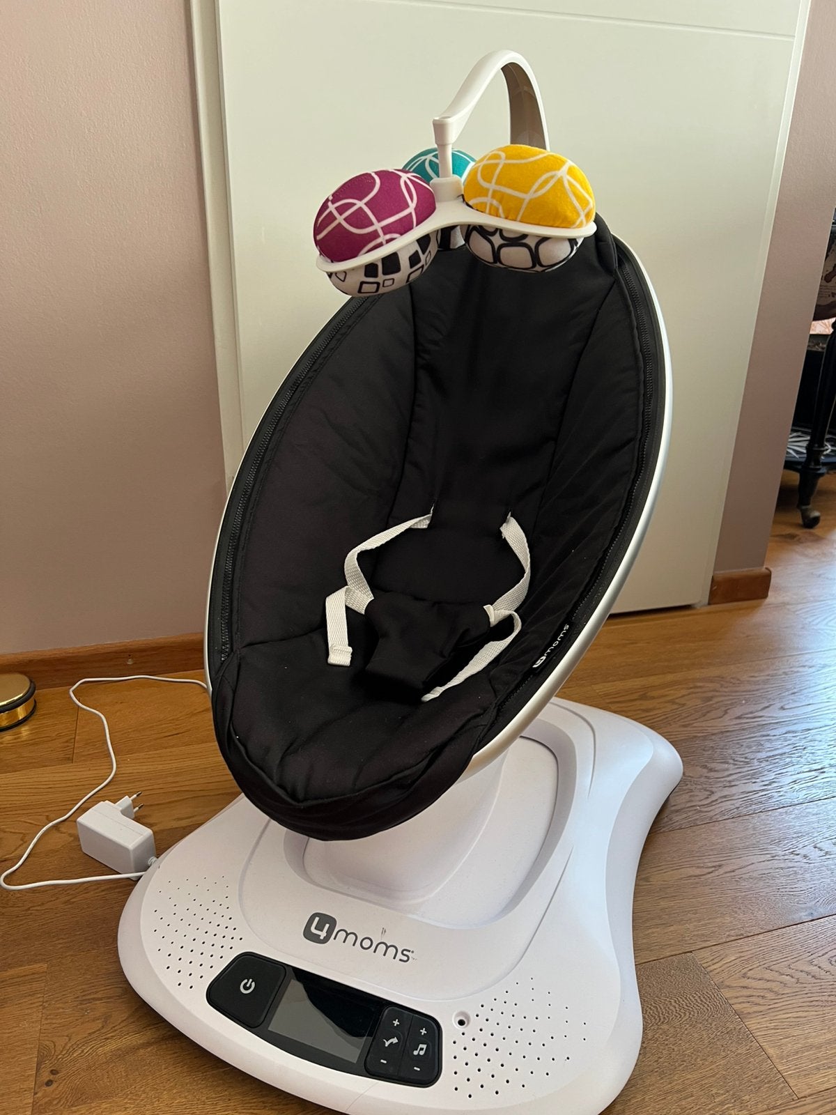 4moms Mamaroo 4 Baby Swing, Schommelstoel, Verstelbaar, Zo goed als nieuw, Ophalen