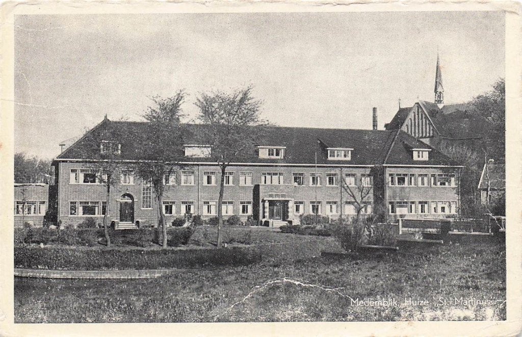 703-377-009 Medemblik Huize St Martinus, Verzenden, Voor 1920, Noord-Holland