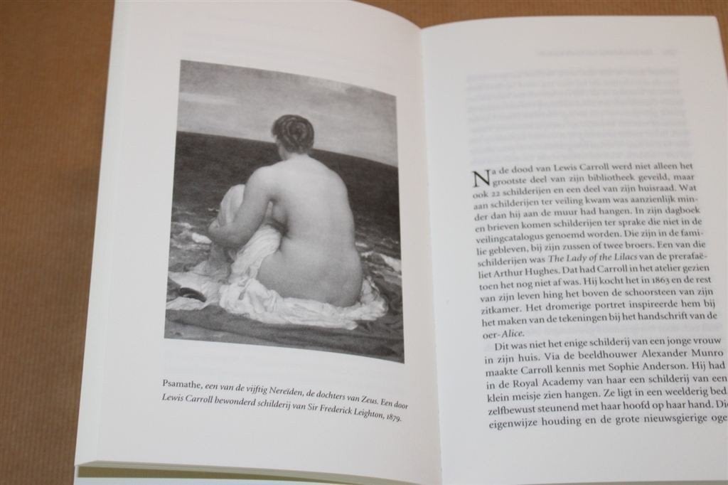 Het wonderland van Lewis Carroll. Carel Peeters., Ophalen of Verzenden, Gelezen