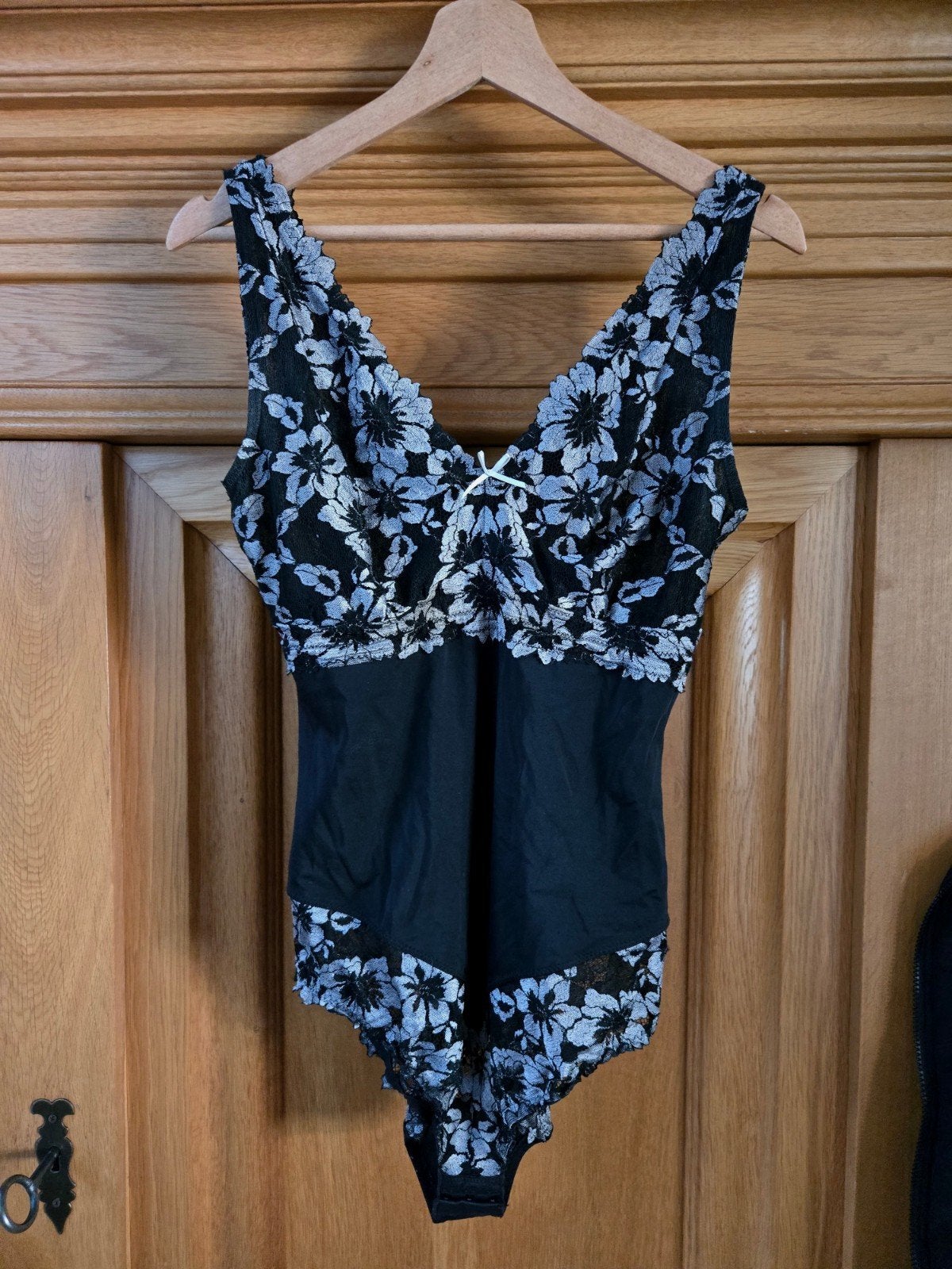 Body van gebloemd kant zonder beugels maat 44, Bonprix, Verzenden, Zwart, Body of Korset