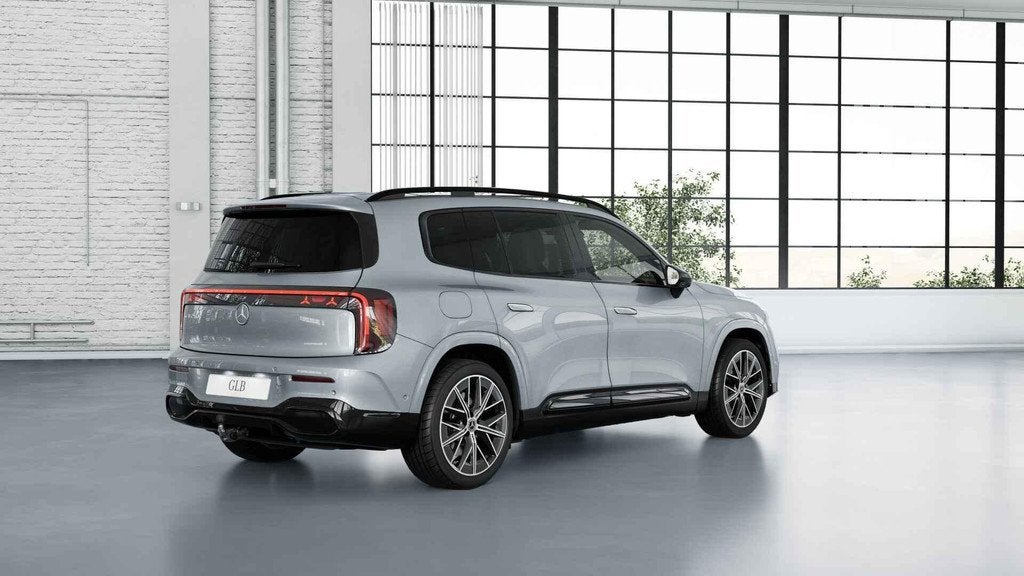 Mercedes-Benz GLB 250+ Business Solution AMG 85.5 kWh | Trek, Auto's, Mercedes-Benz, Achterwielaandrijving, Zwart, 607 km, Nieuw