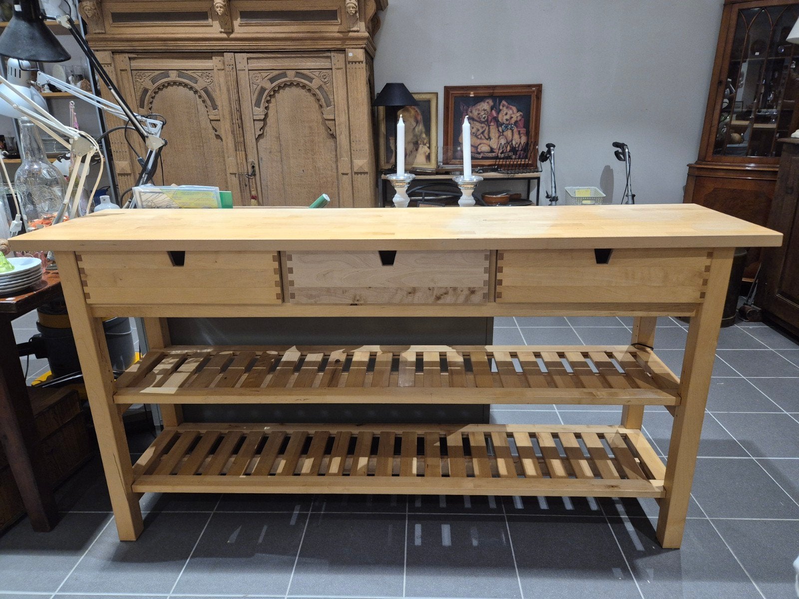grote sidetable, Huis en Inrichting, Tafels | Sidetables, Ophalen, 100 tot 150 cm, Onbekend, Zo goed als nieuw