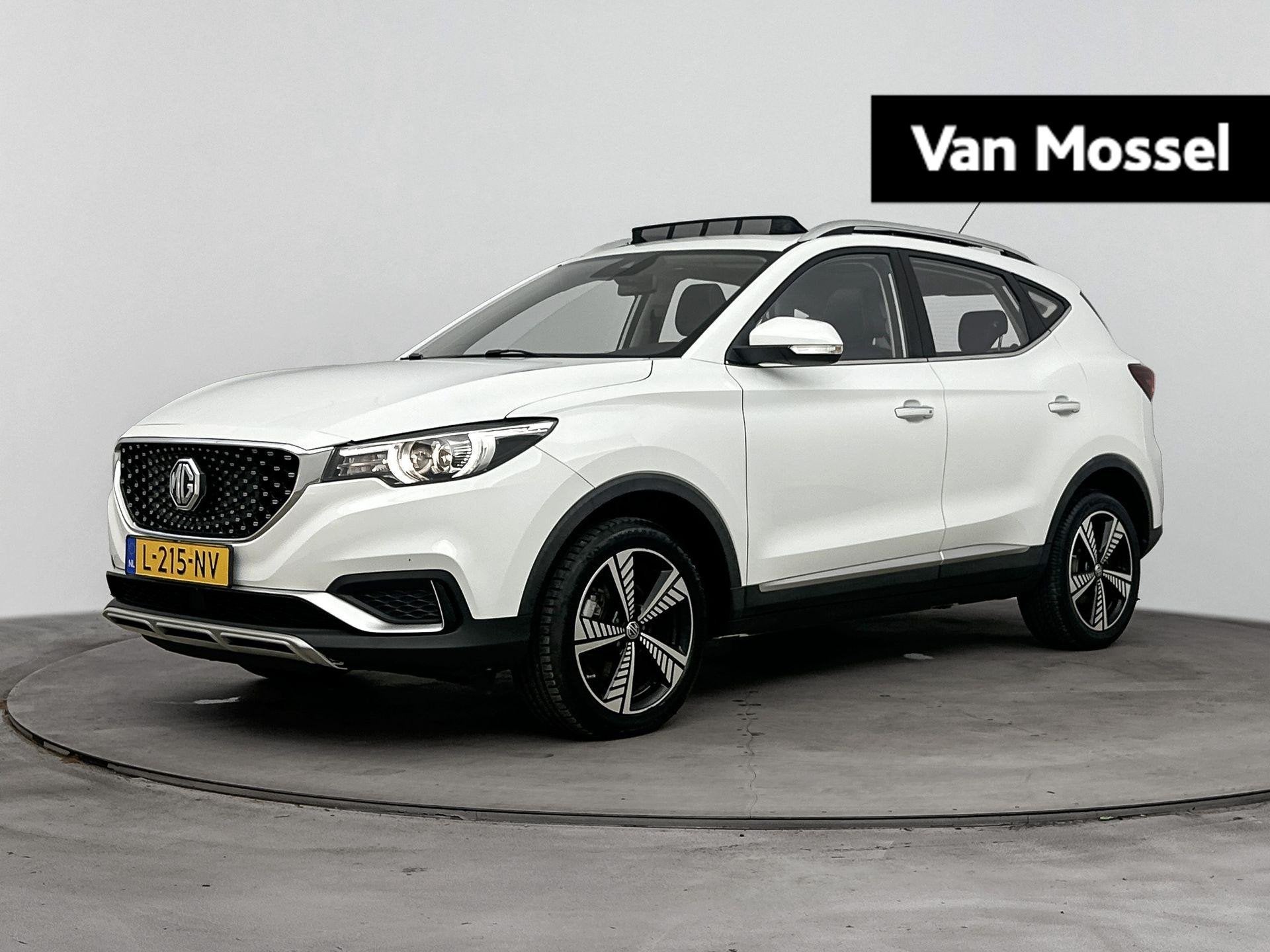MG ZS EV Luxury 45 kWh Ledere bekleding | Navigatie Panorama, Auto's, 45 kWh, Gebruikt, 143 pk, Verwarmde buitenspiegels