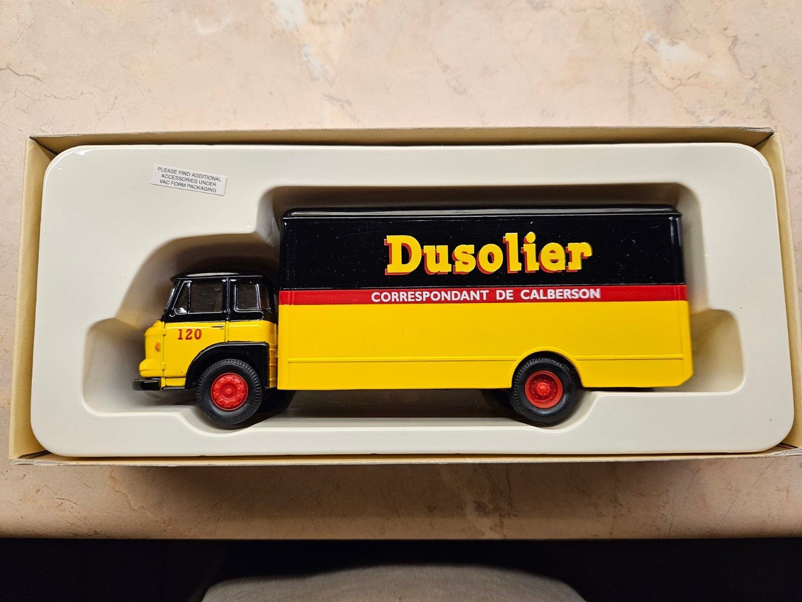 Corgi Renault JL20 Fourgon Dusolier Calberson 1:50, Ophalen of Verzenden, Nieuw, Bus of Vrachtwagen, Corgi