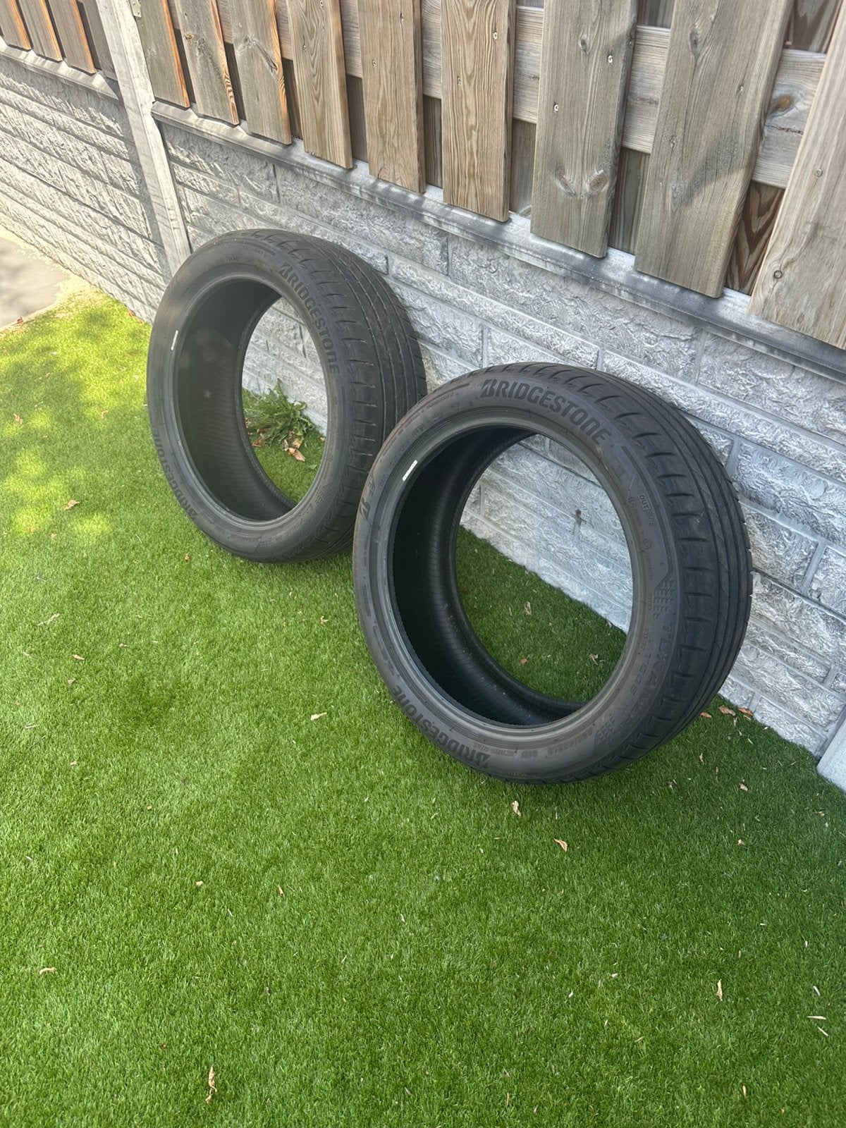 2x Bridgestone Turanza 005. 225 45 18, Ophalen, 18 inch, Gebruikt, Band(en)