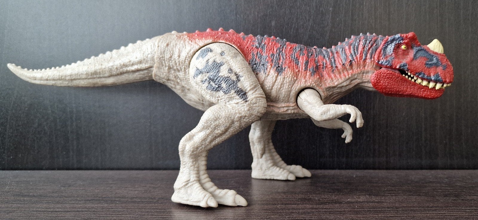 Jurassic World Dino Escape Ceratosaurus, Ophalen, Gebruikt