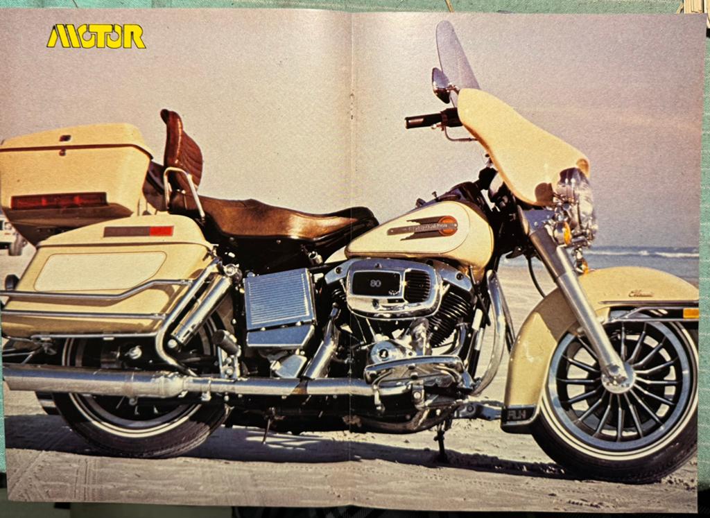 Poster Harley Davidson Classic 80 FLH, Verzenden, Zo goed als nieuw, Motoren