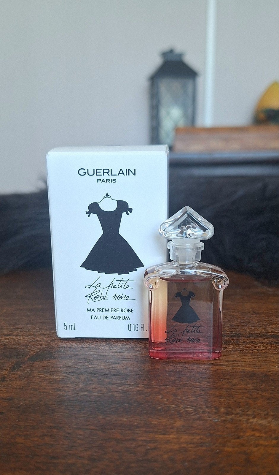 Guerlain La Petite Robe Noire Ma Première Robe Edp 5 ml, Verzenden, Nieuw, Miniatuur, Gevuld