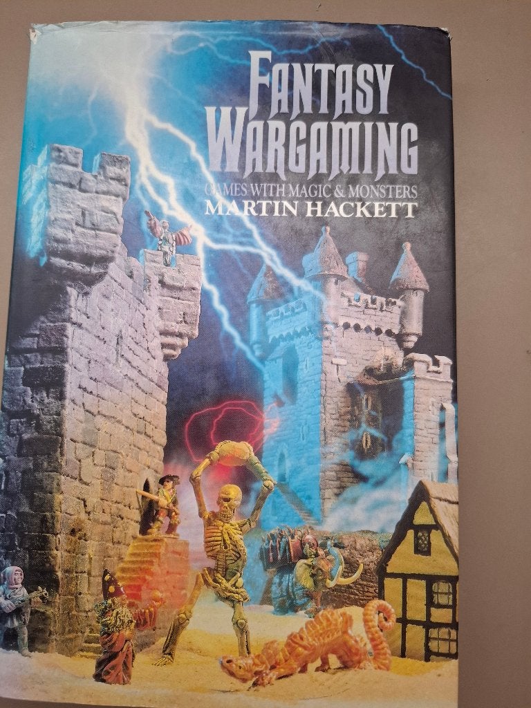 Fantasy wargaming - games with magic & monsters ENGELSTALIG, Gelezen, Martin Hackett, Ophalen of Verzenden, Overige onderwerpen