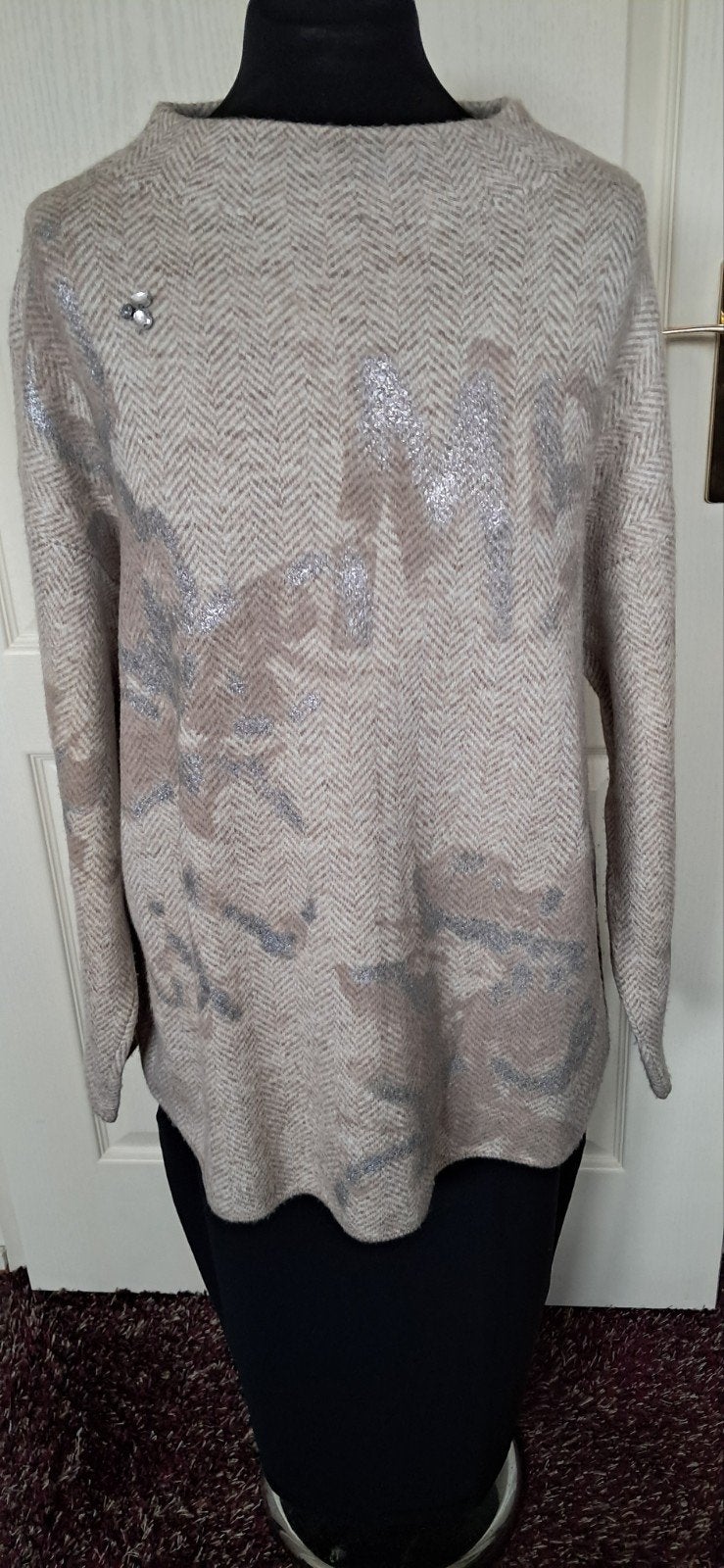 Monari trui maat 44 - Beige met zilvergrijze accenten, Monari, Beige, Maat 42/44 (L), Onbekend