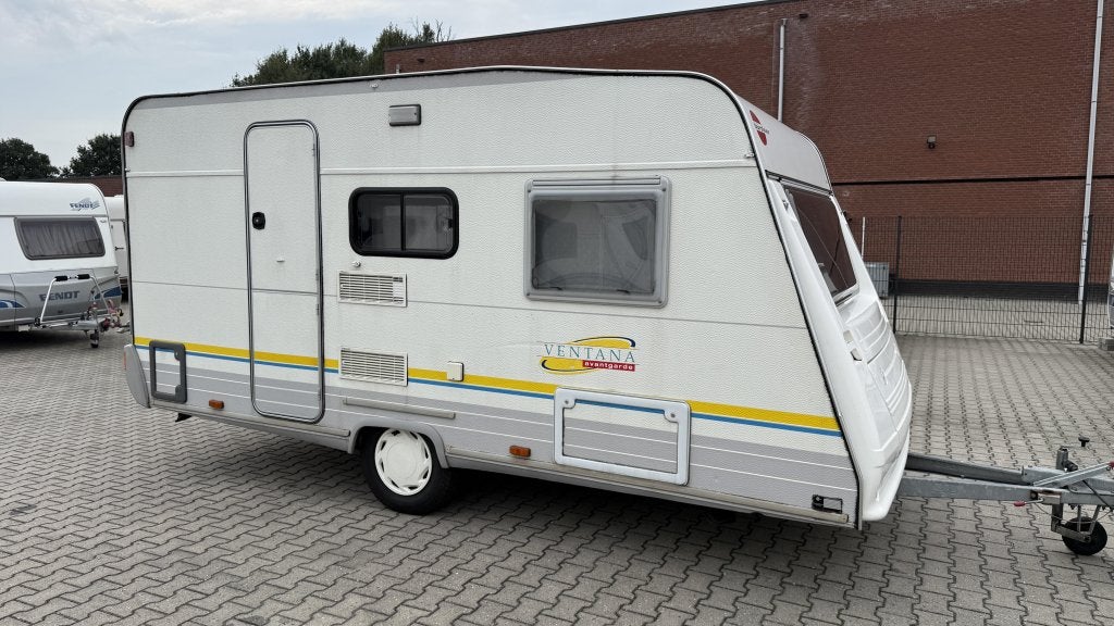 Bürstner Ventana 420 TN bouwjaar 1998 met voortent, Caravans en Kamperen, Schokbreker, Bedrijf, Treinzit, 750 - 1000 kg