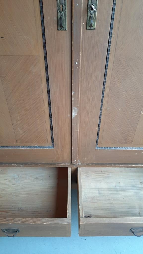 Brocante vintage linnenkast, kledingkast, kast, grenen, Huis en Inrichting, Kasten | Kledingkasten, Ophalen, Gebruikt, Met deur(en)