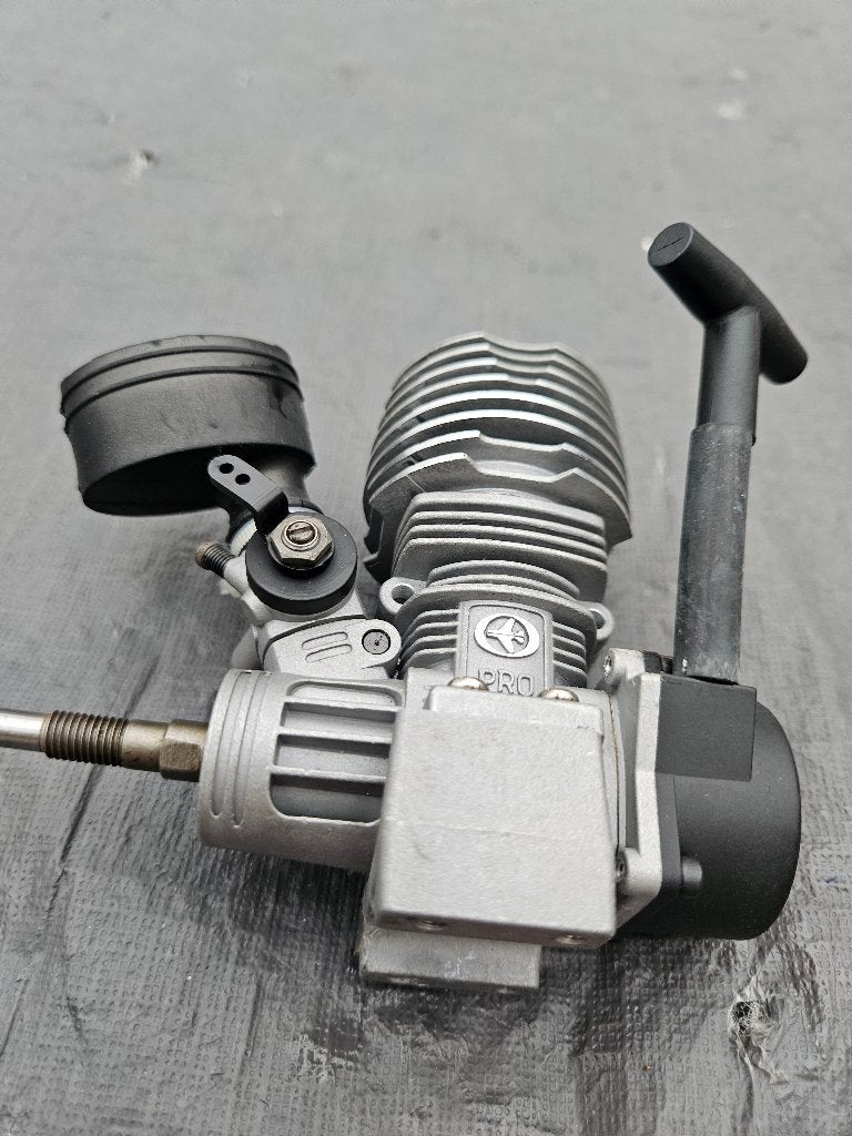 Thunder Tiger PRO12, 2,11cc nitro motor, Hobby en Vrije tijd, Nieuw, Ophalen of Verzenden, Schaal 1:10, Onderdeel