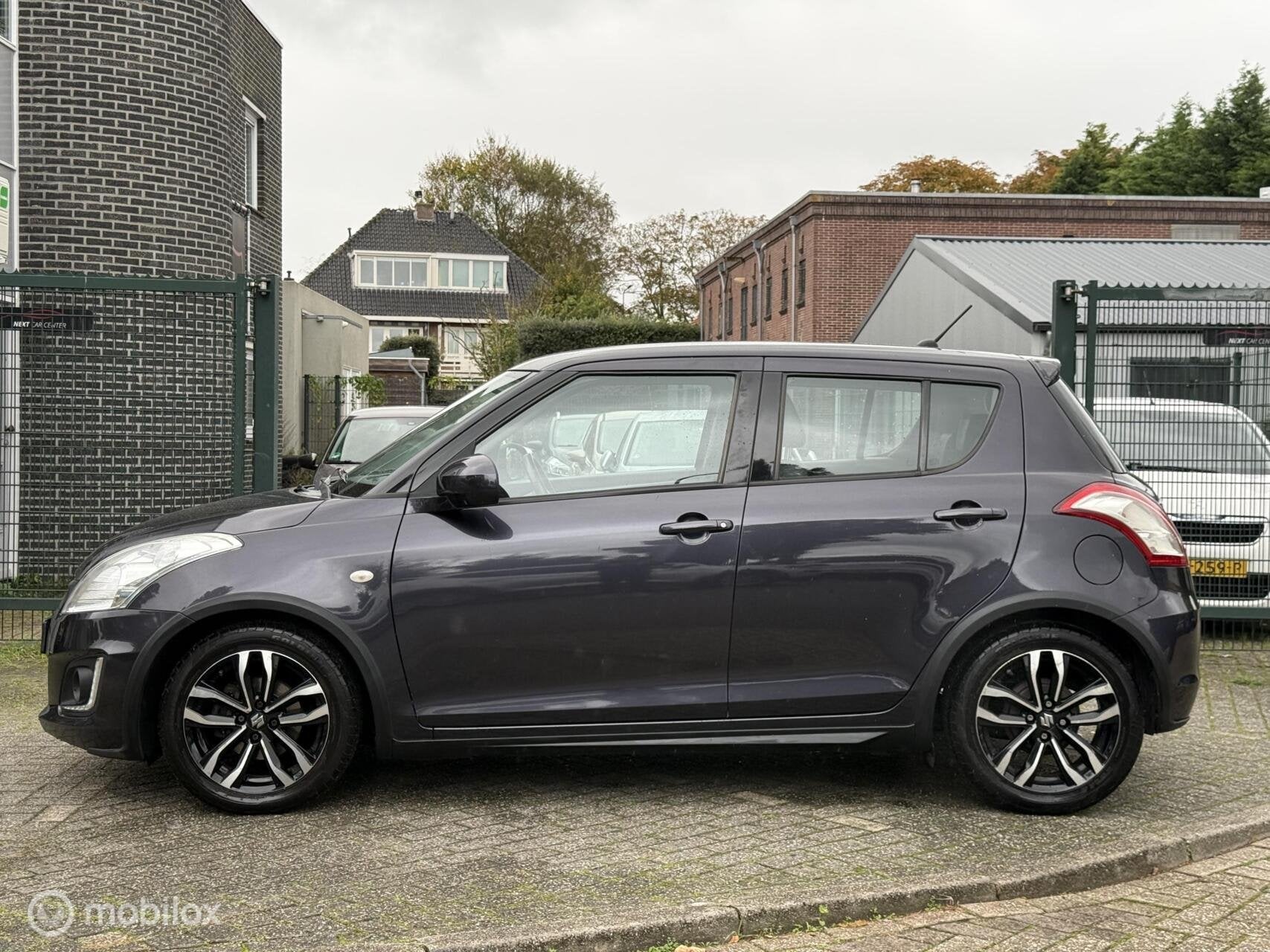 Suzuki Swift 1.2 Exclusive EASSS DEALER onderhouden, Auto's, Gebruikt, 4 cilinders, 400 kg, Origineel Nederlands
