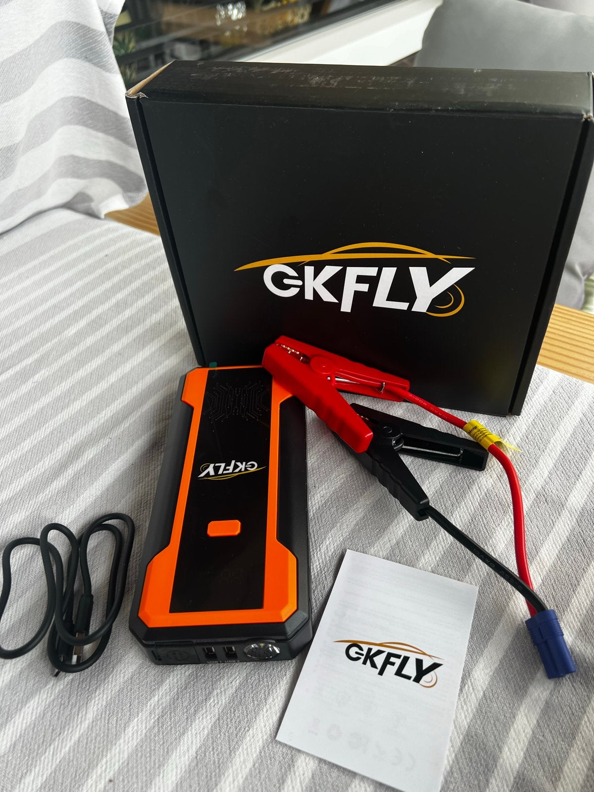 Multifunctionele Jump Starter F40D - Start en Laad, Auto diversen, Ophalen of Verzenden, Zo goed als nieuw