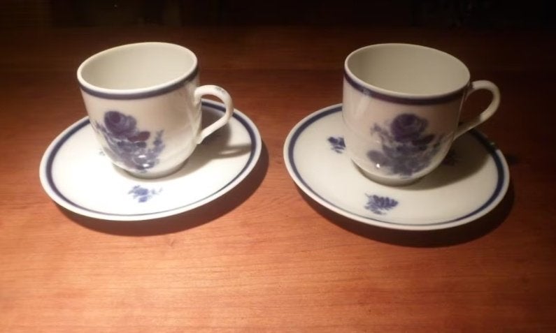 kop & schotel Mosa DE Douwe Egberts 19 en 61 koffiekop 2x, Gebruikt, Overige merken, Ophalen of Verzenden, Overige stijlen