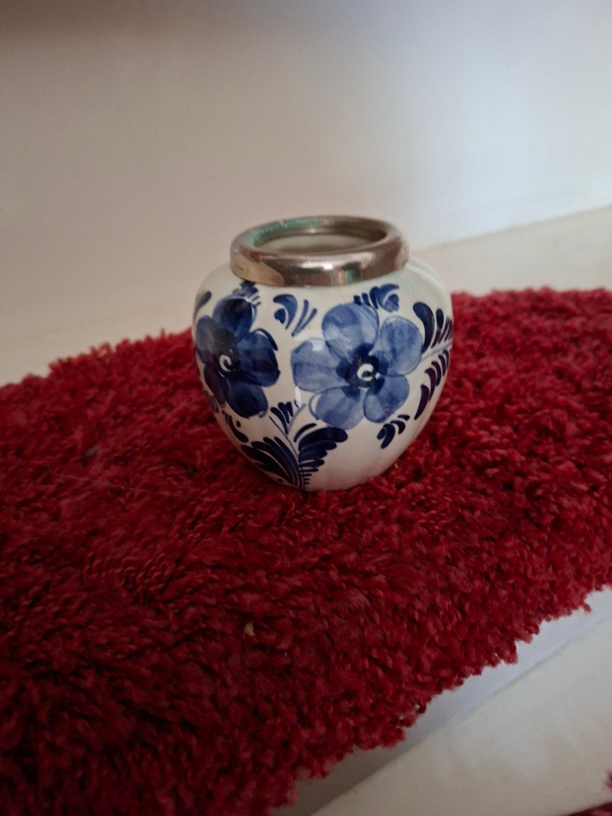 Delfts Blauw Mini Vaasje met Bloemenpatroon, Antiek en Kunst, Ophalen