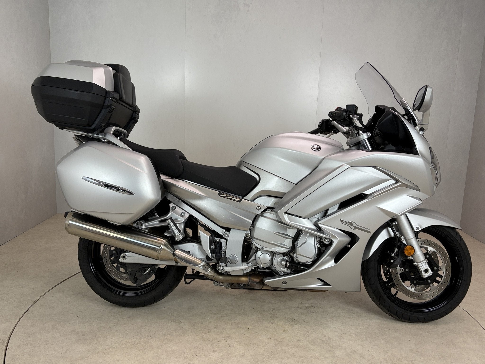 Yamaha FJR 1300 ABS (bj 2018), Klantenservice@yamaha-motor.nl, Meer dan 35 kW, Toermotor, Koolhovenlaan 101
1119 NC  Schiphol-Rijk, NL