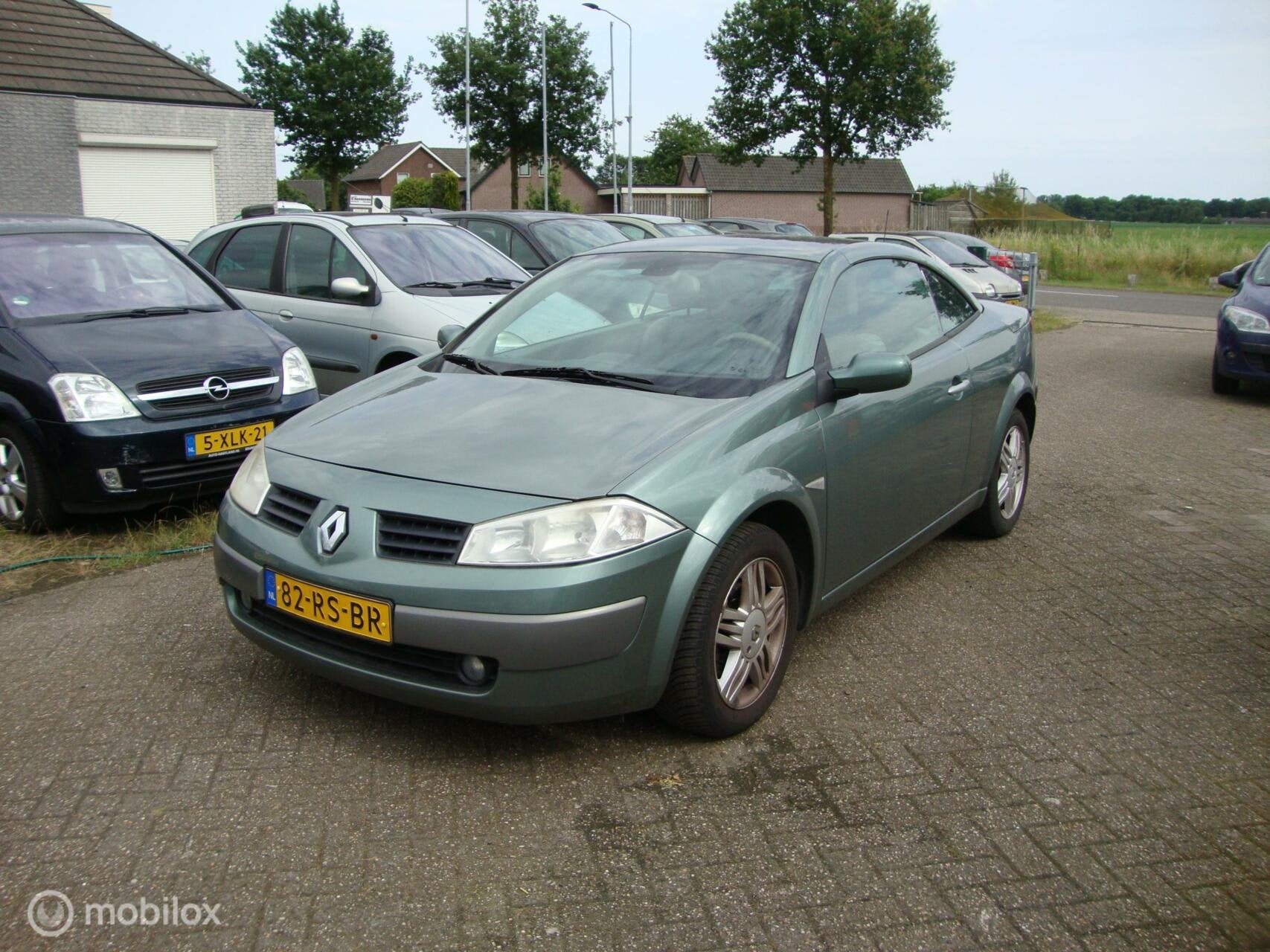 Renault Mégane Coupé-Cabriolet 2.0-16V T Dynamique Luxe, Auto's, Renault, 1998 cc, Metallic lak, Gebruikt, 4 cilinders