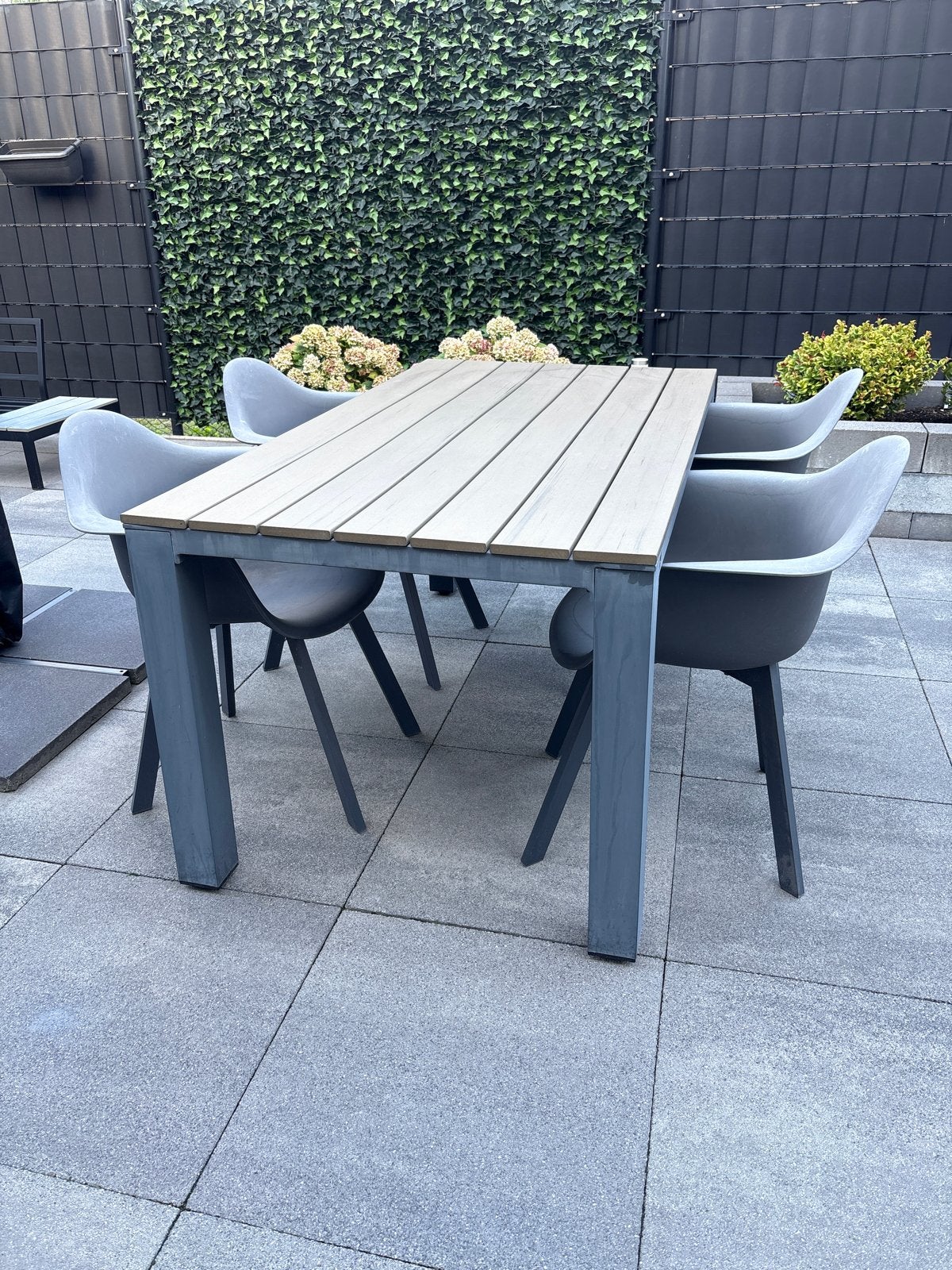Moderne tuinset met 4 stoelen en tafel, Ophalen, 4 zitplaatsen, Gebruikt, Eettafel