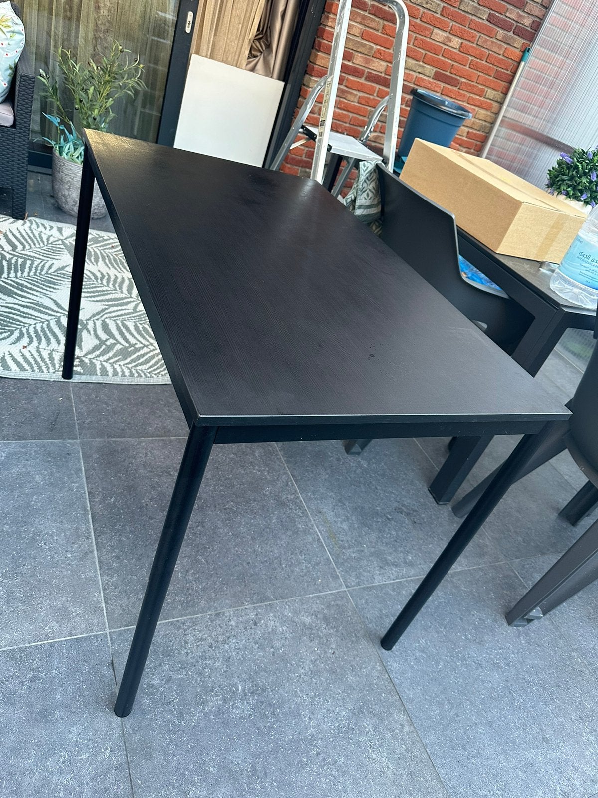Ikea zwarte tafel, Huis en Inrichting, Tafels | Statafels, Ophalen, Zo goed als nieuw