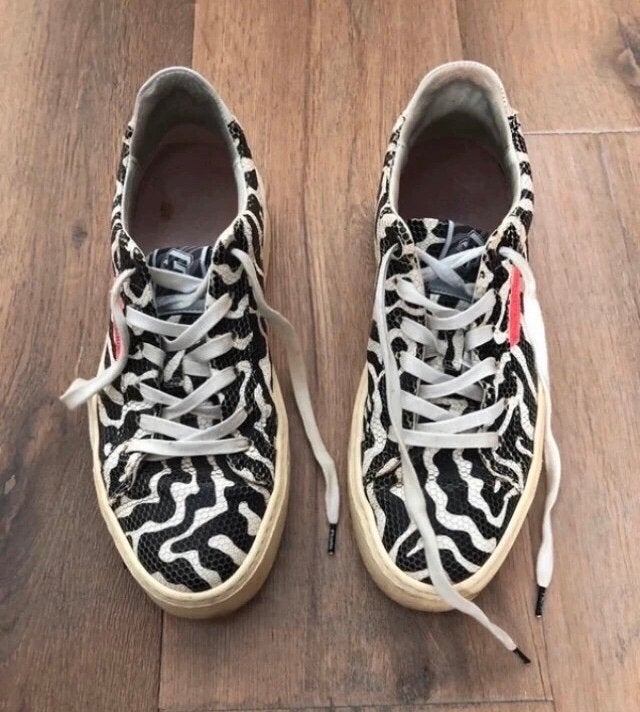 Zwart-witte sneakers met zebraprint. Floris van Bommel, Zwart, Ophalen of Verzenden, Sneakers of Gympen, Gedragen