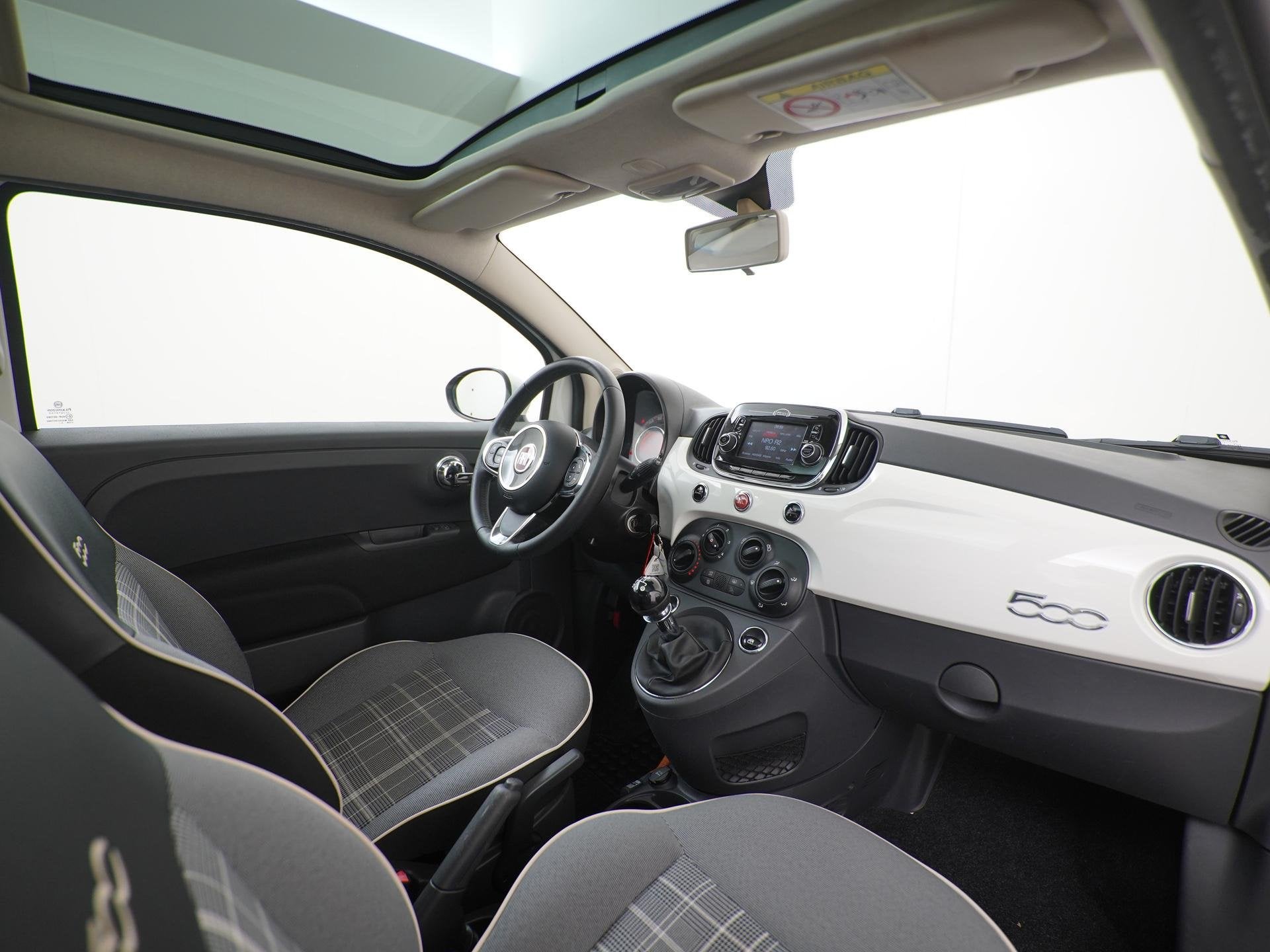 Fiat 500 1.2 Lounge | Panoramadak | Zondag Open!, Auto's, Voorwielaandrijving, Stof, Gebruikt, 4 cilinders