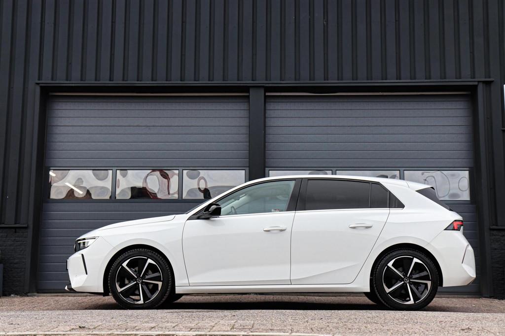 Opel Astra 1.2 Turbo Elegance /LED/CARPLAY/CAMERA/KEYLESS/AC, Gebruikt, 1199 cc, Electronic Stability Program (ESP), Wit