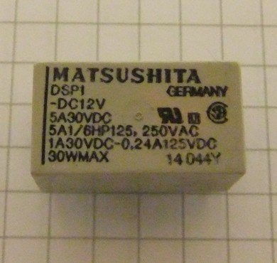 Relais MATSUSHITA DSP1-DC12V, Ophalen of Verzenden, Gebruikt