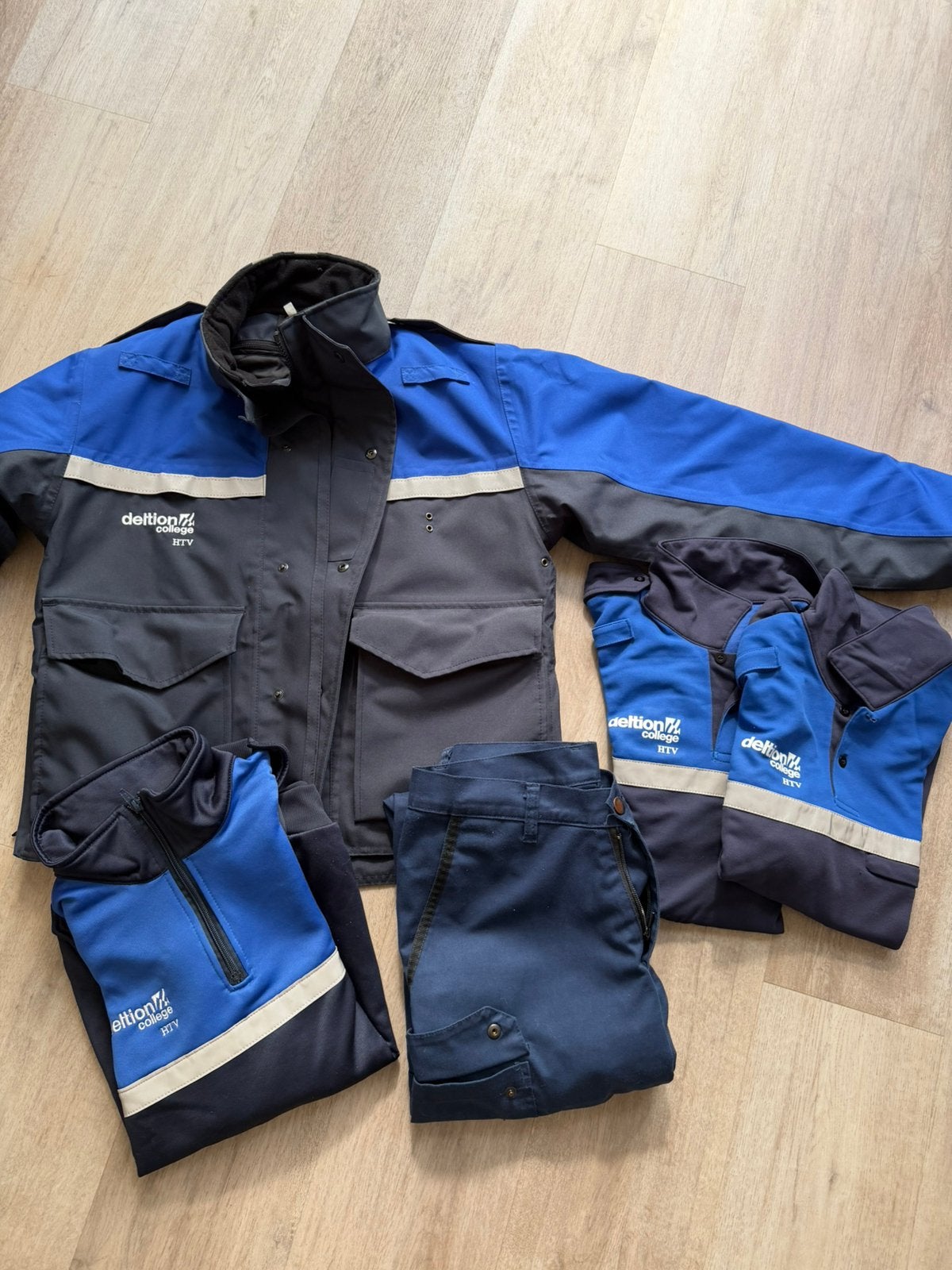 Deltion College HTV Uniform, Caravans en Kamperen, Regenkleding, Zo goed als nieuw, Regenjas, Dames, Ophalen of Verzenden