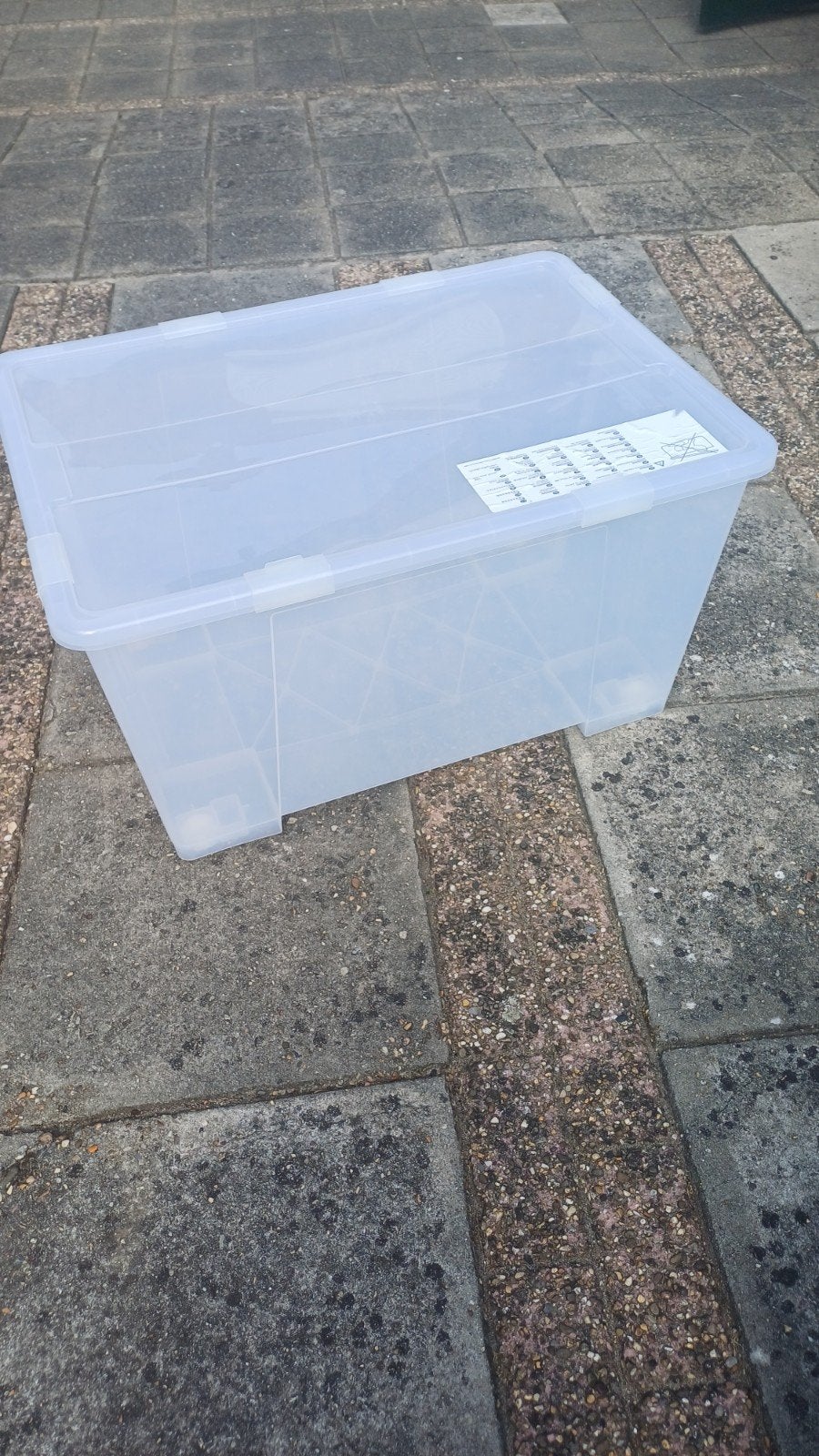 Gratis .. grote plastic bak op wieltjes, Ophalen, 60 cm of meer, Minder dan 35 cm