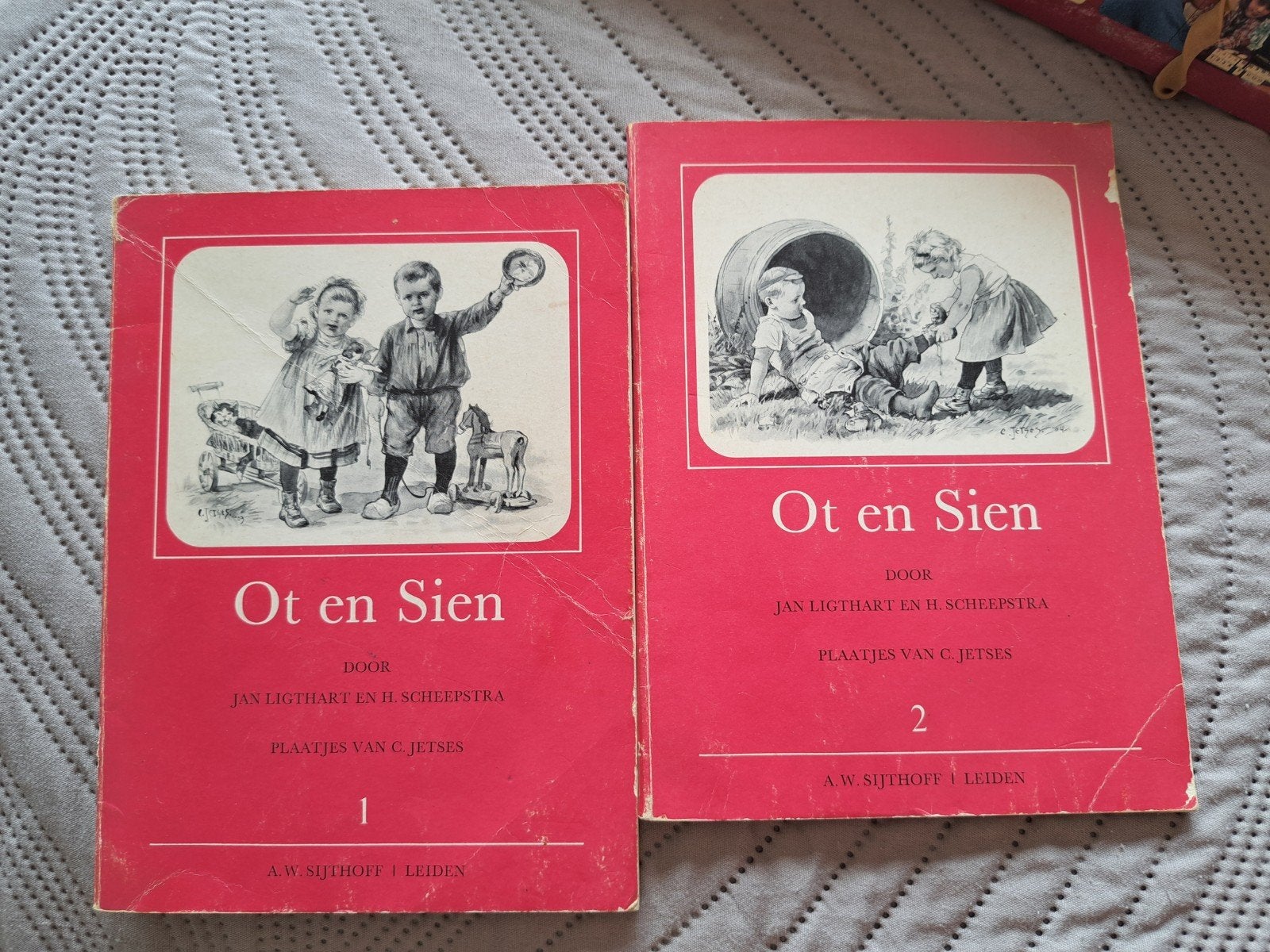 Ot en Sien - Deel 1 en 2 (Vintage Kinderboeken), Ophalen of Verzenden, Gelezen, Jan Ligthart en H. Scheepstra, Fictie algemeen